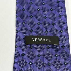 gorgeous VERSACE made in Italy all silk tie